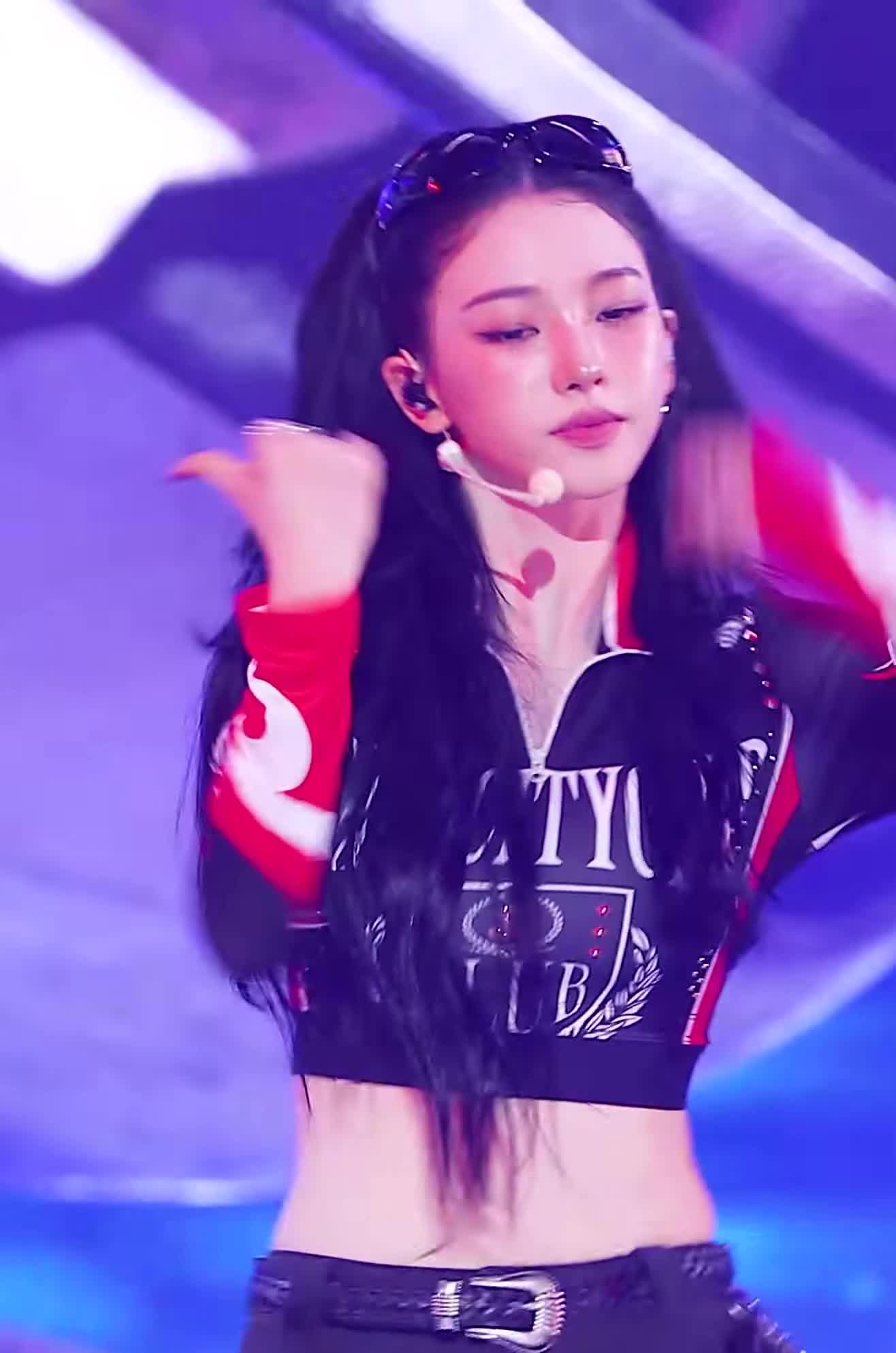 Video 590505 from Karina (æspa / aespa)