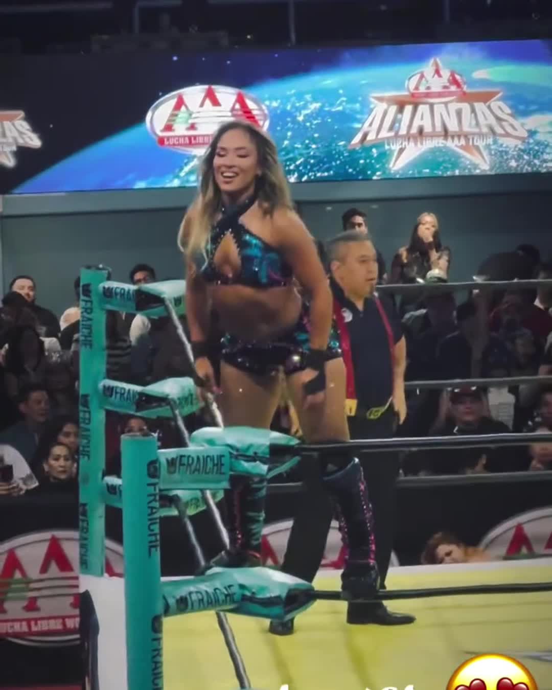 Video 590568 from Valerie Loureda | Lola Vice