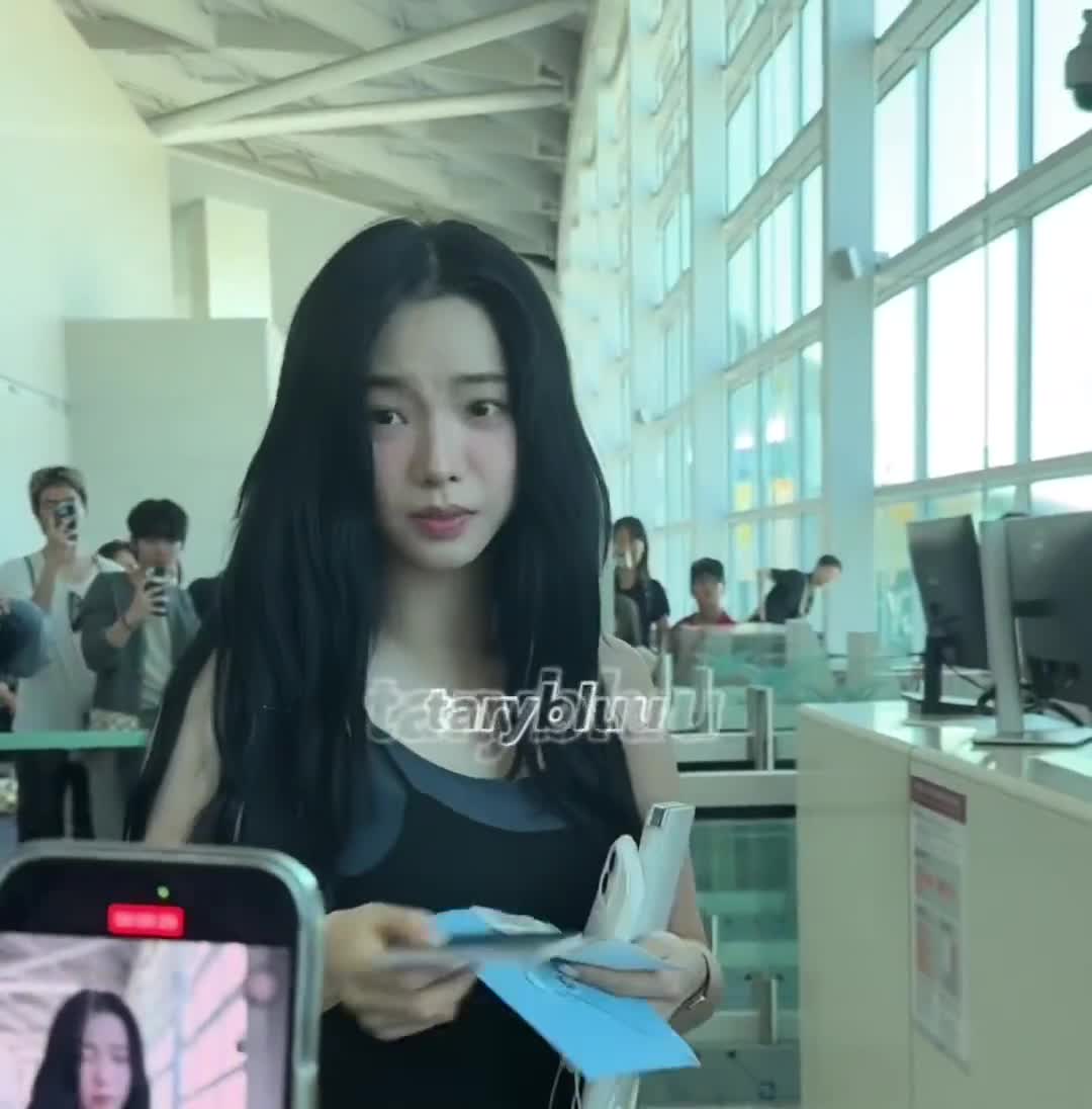 Video 590588 from Karina (æspa / aespa)