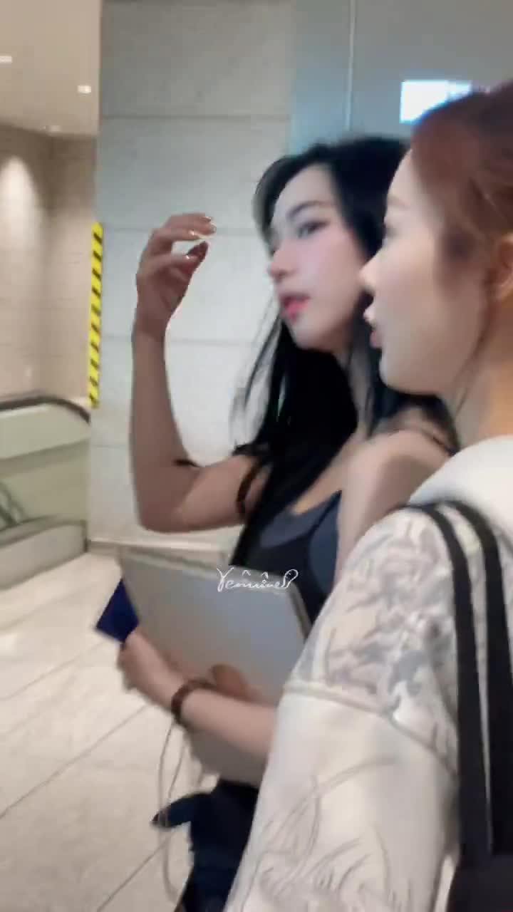 Video 590589 from Karina (æspa / aespa)