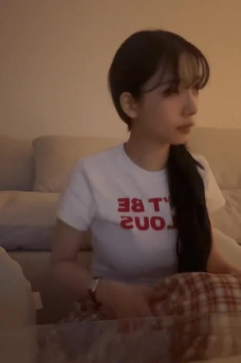 Video 590591 from Karina (æspa / aespa)