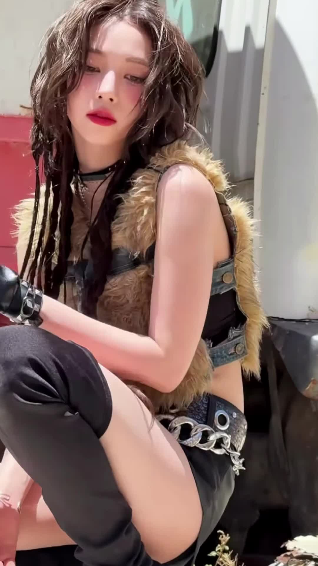 Video 590595 from Karina (æspa / aespa)