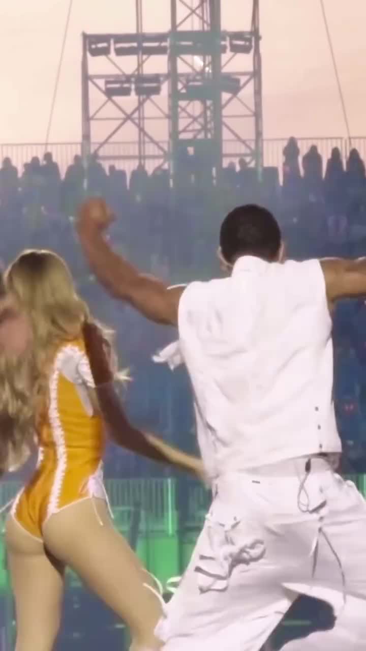 Video 590663 from Lisa | BLΛƆKPIИK (Blackpink)