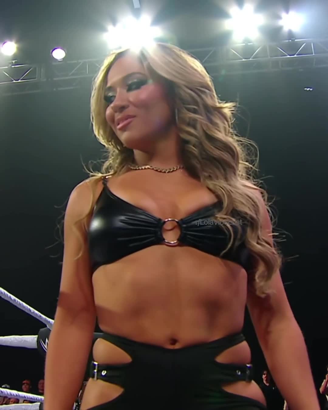 Video 590736 from Valerie Loureda | Lola Vice