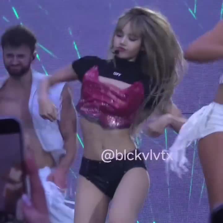 Video 590816 from Lisa | BLΛƆKPIИK (Blackpink)