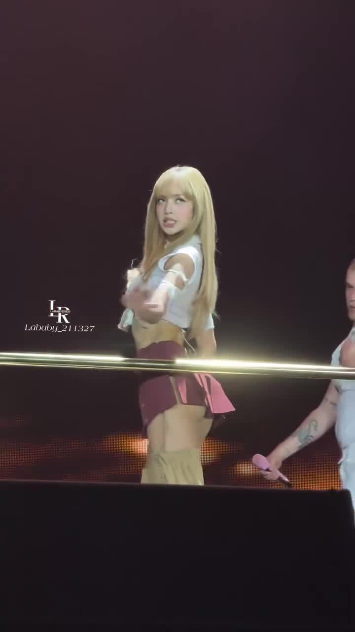 Video 590883 from Lisa | BLΛƆKPIИK (Blackpink)