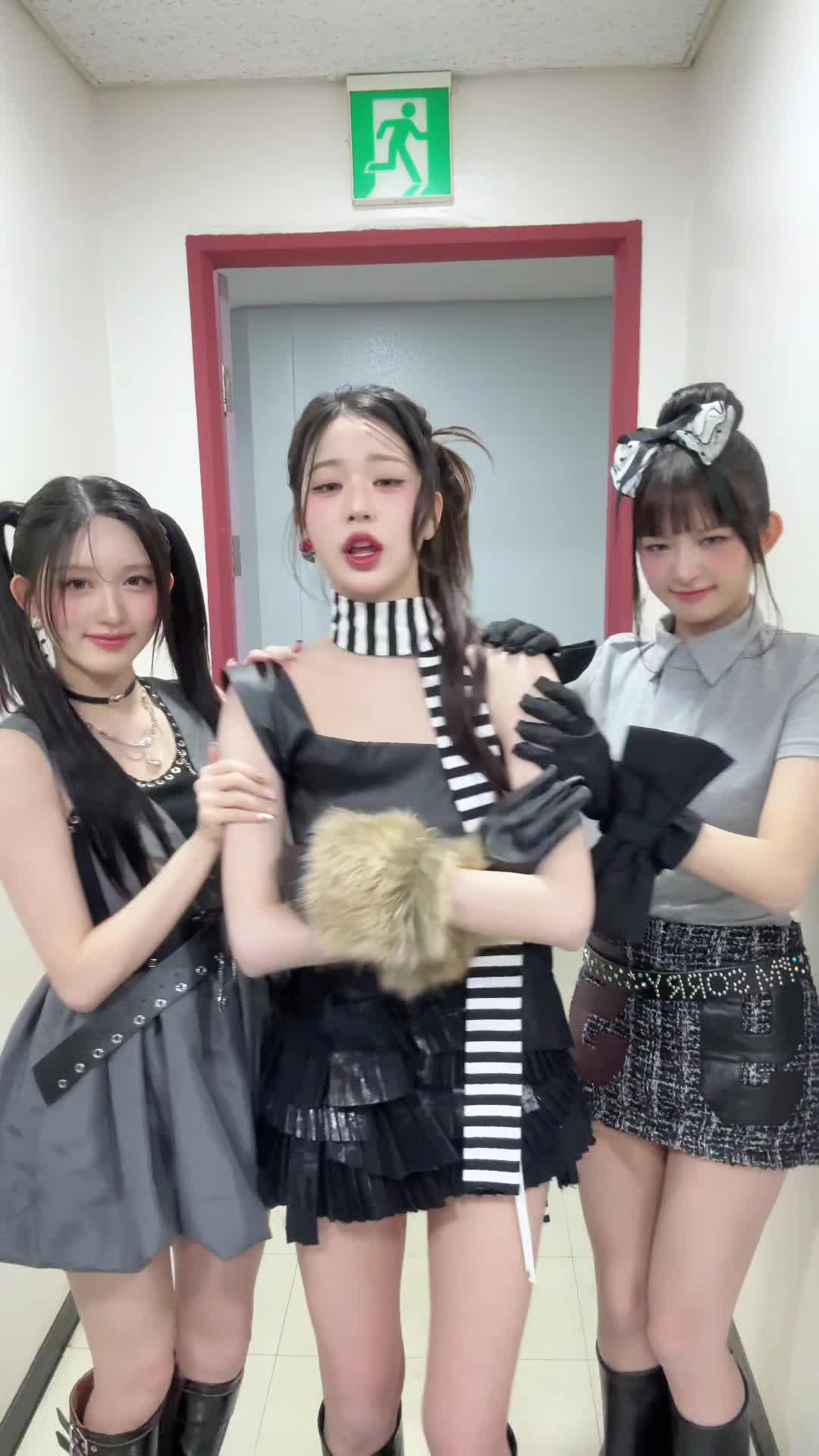 Video 591497 from Jang Won-young / 장원영 WONYOUNG