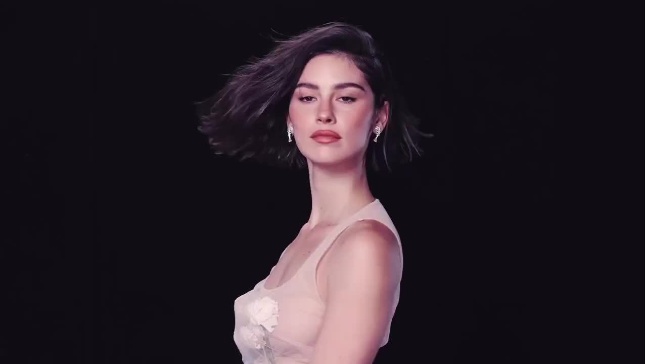 Video 591624 from Gracie Abrams