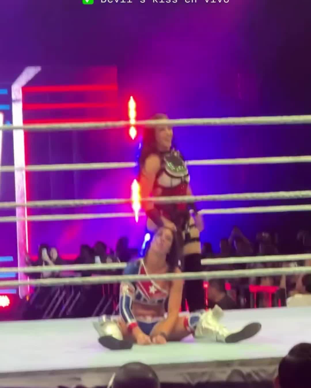 Video 591655 from Stephanie vaquer