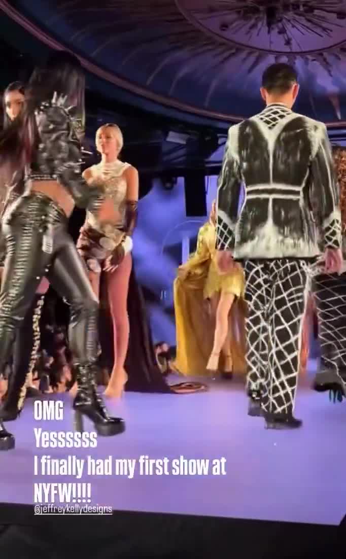 Video 591660 from WWE Sasha Banks | Mercedes Moné