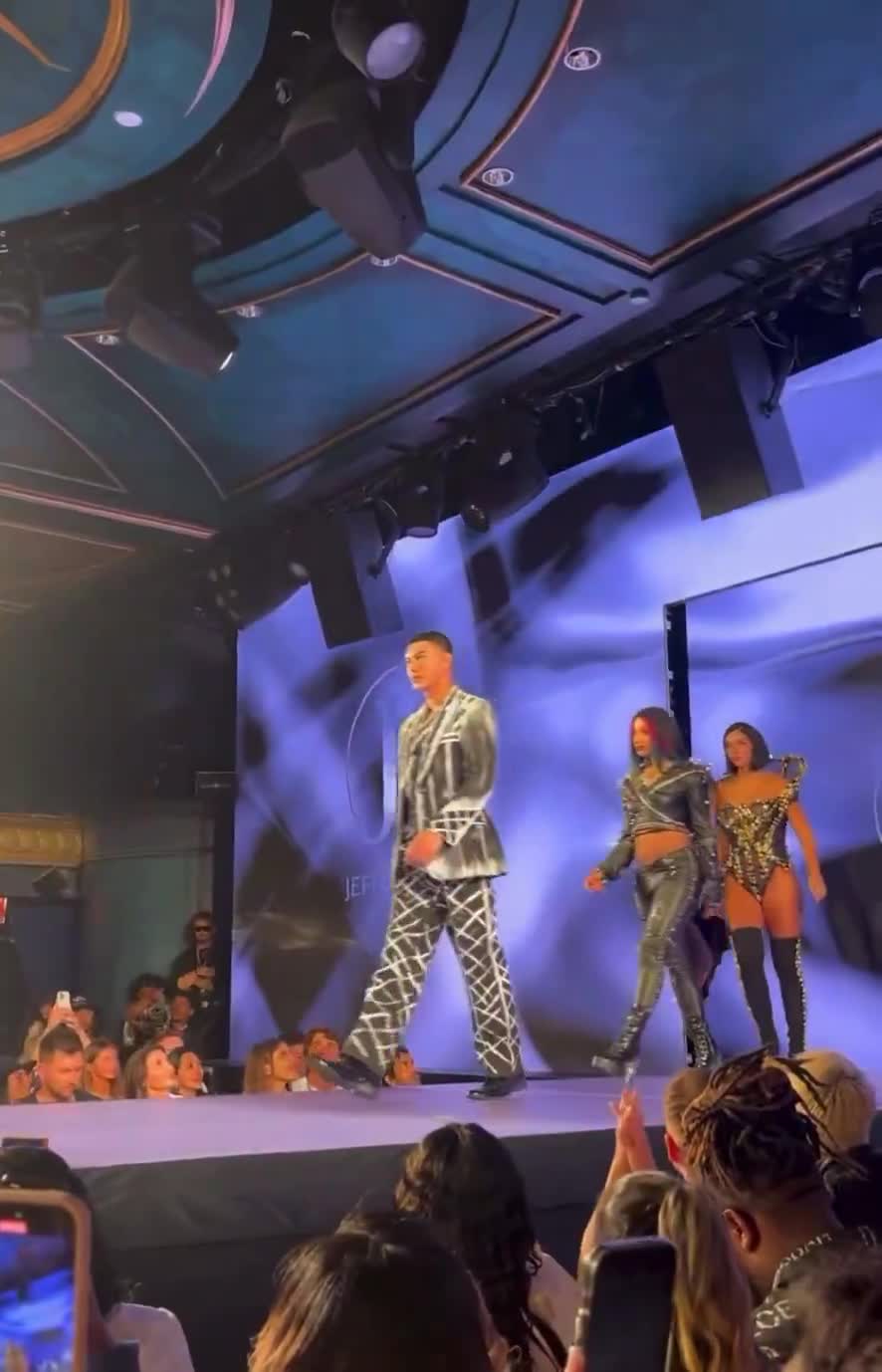 Video 591661 from WWE Sasha Banks | Mercedes Moné