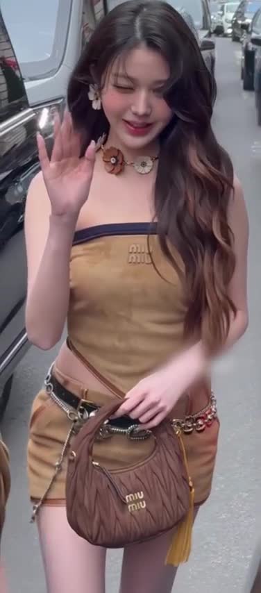 Video 591695 from Jang Won-young / 장원영 WONYOUNG