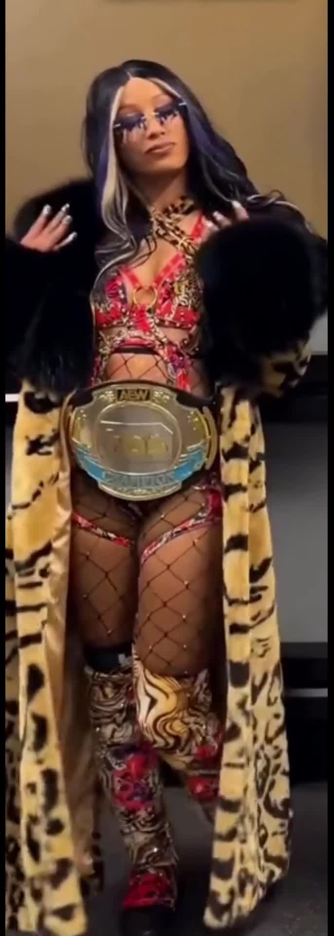 Video 591769 from WWE Sasha Banks | Mercedes Moné