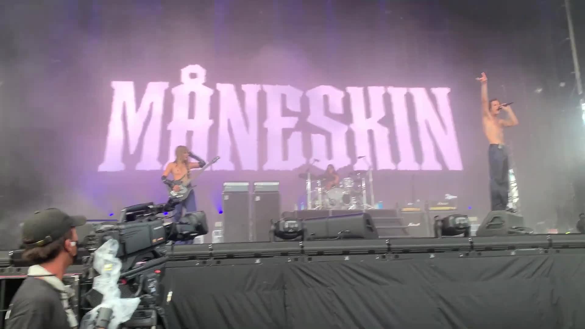 Video 591789 from Victoria De Angelis (Maneskin bassist)