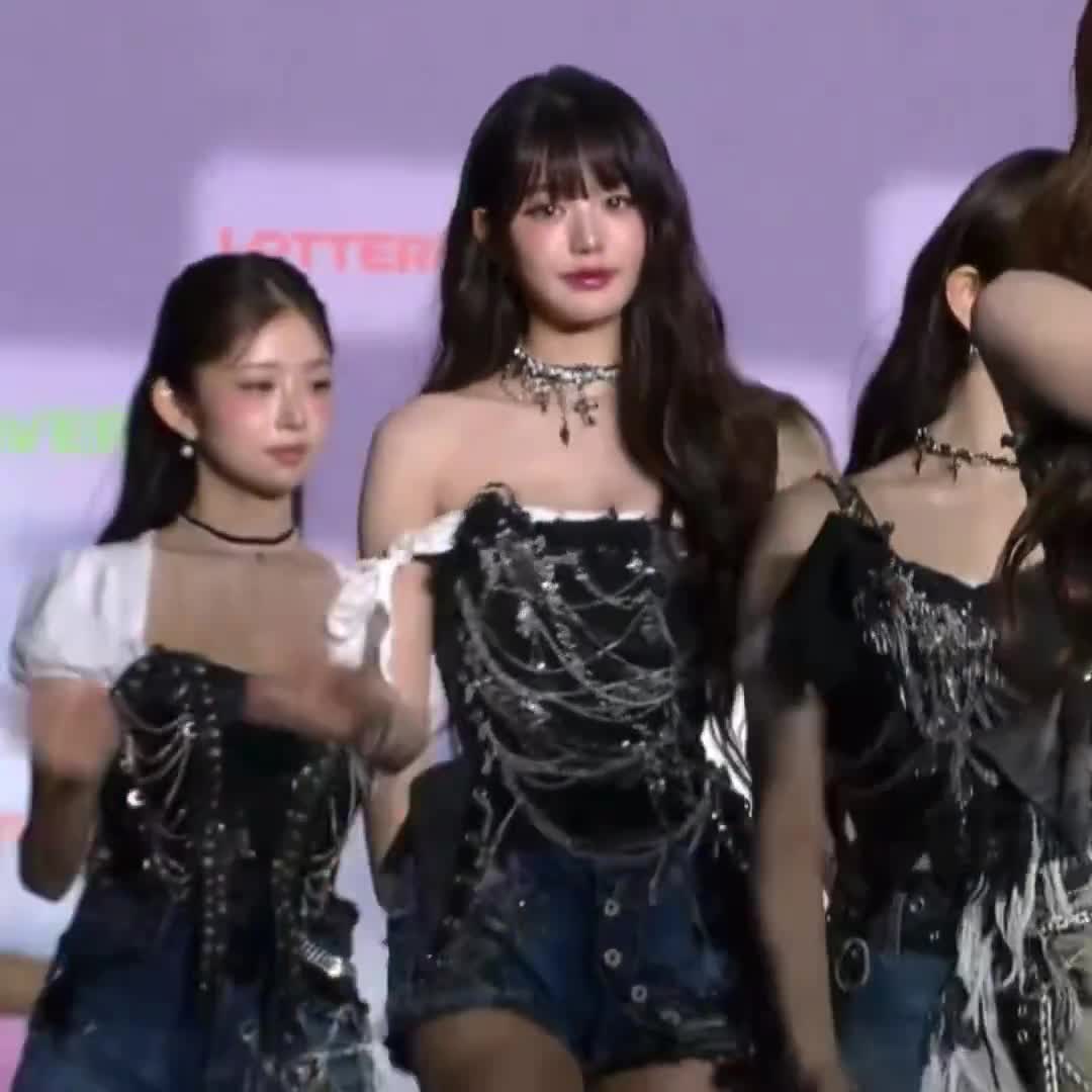 Video 591970 from Jang Won-young / 장원영 WONYOUNG