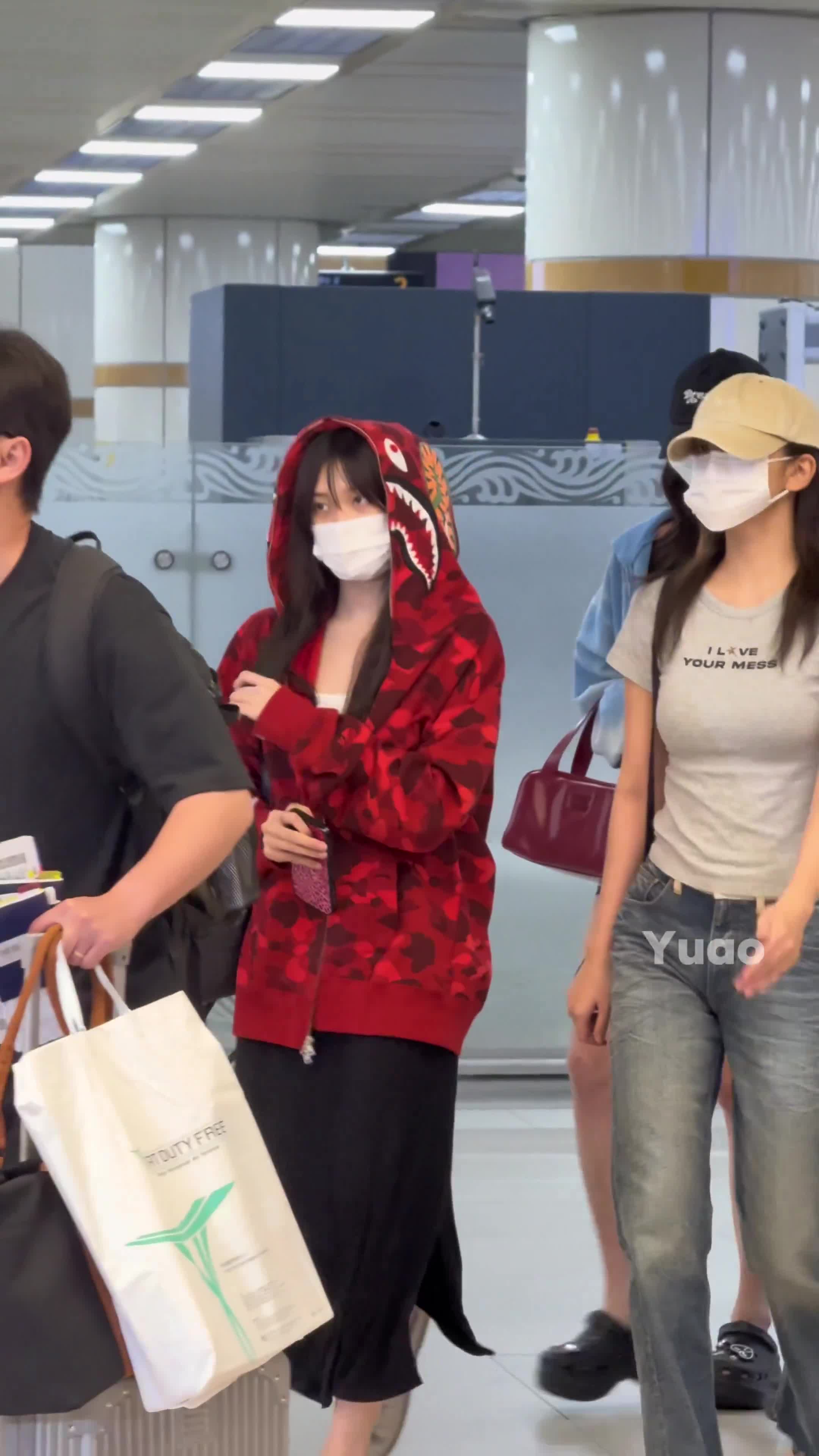 Video 592075 from Jang Won-young / 장원영 WONYOUNG