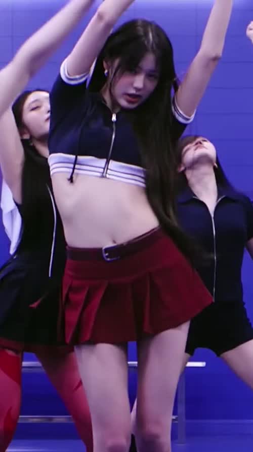 Video 592229 from Jang Won-young / 장원영 WONYOUNG