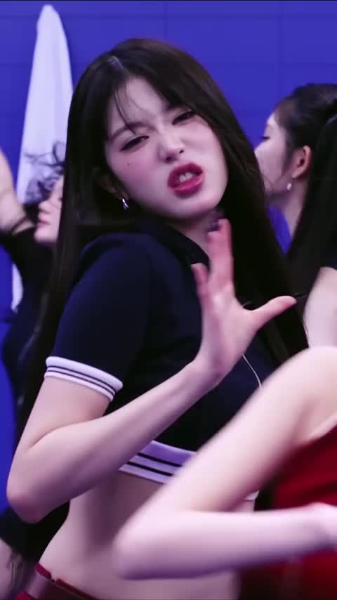 Video 592230 from Jang Won-young / 장원영 WONYOUNG