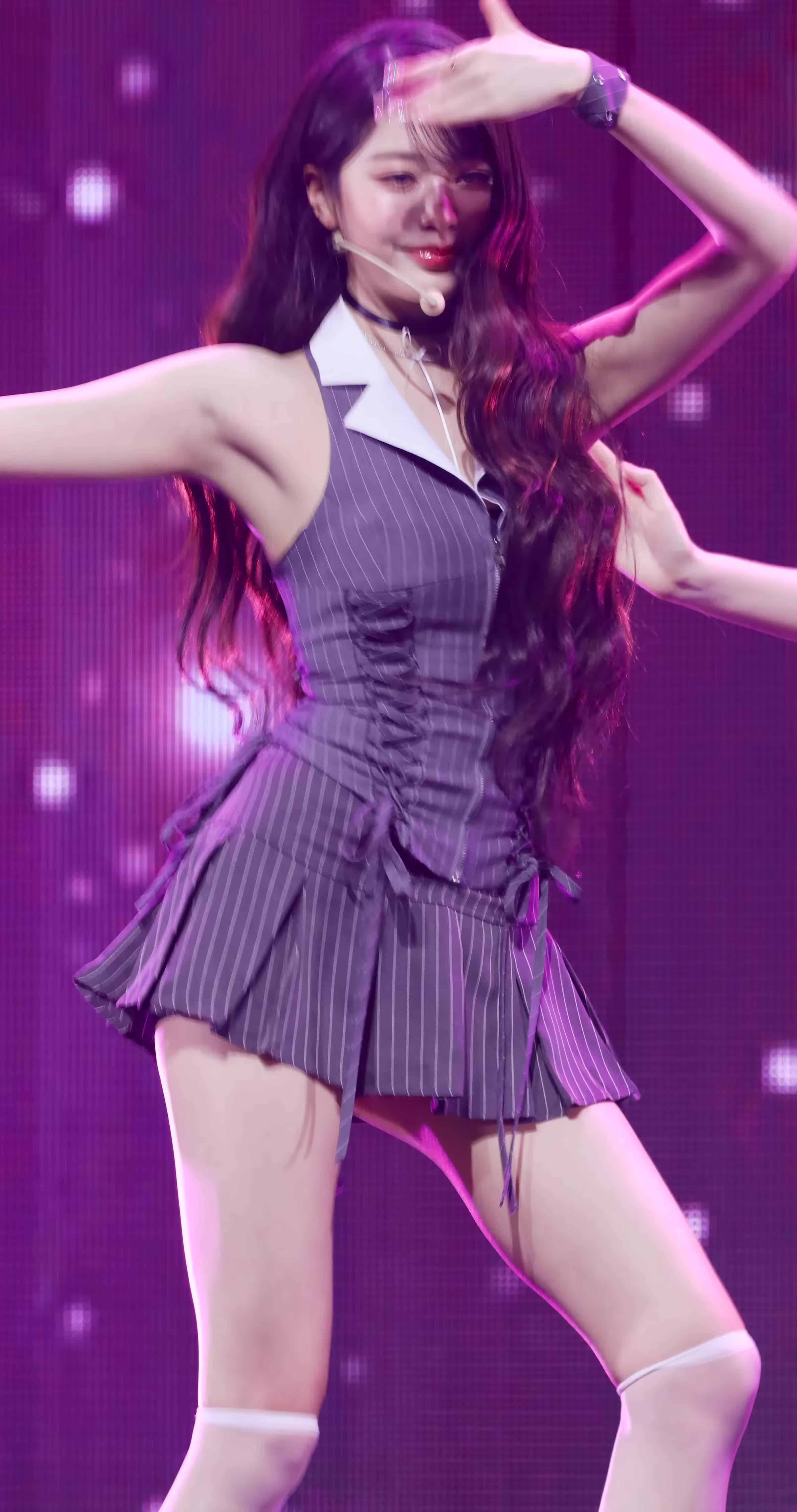 Video 592242 from Jang Won-young / 장원영 WONYOUNG