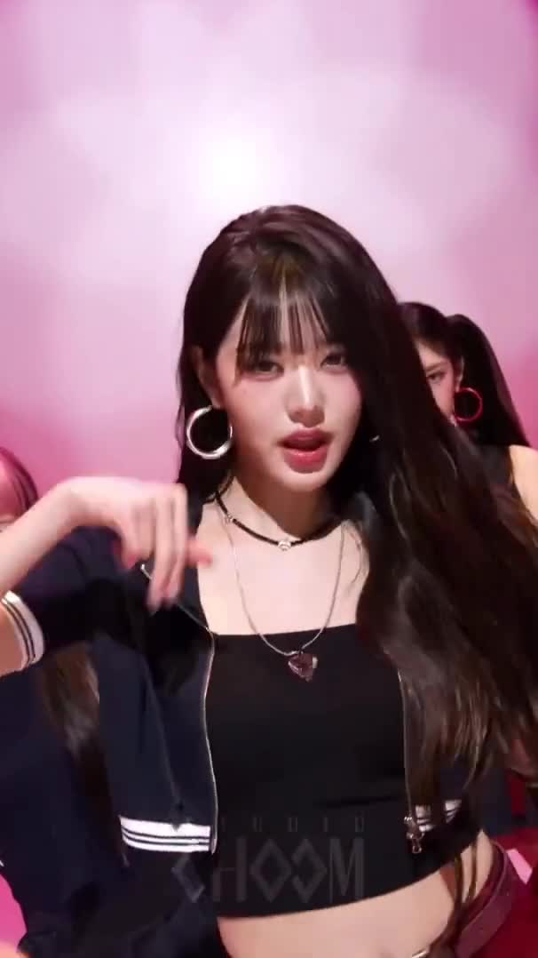 Video 592256 from Jang Won-young / 장원영 WONYOUNG