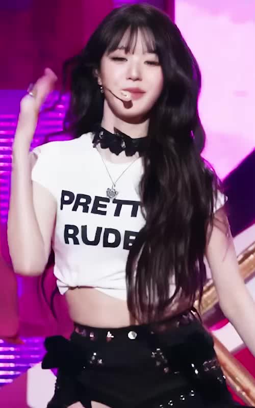 Video 592271 from Jang Won-young / 장원영 WONYOUNG