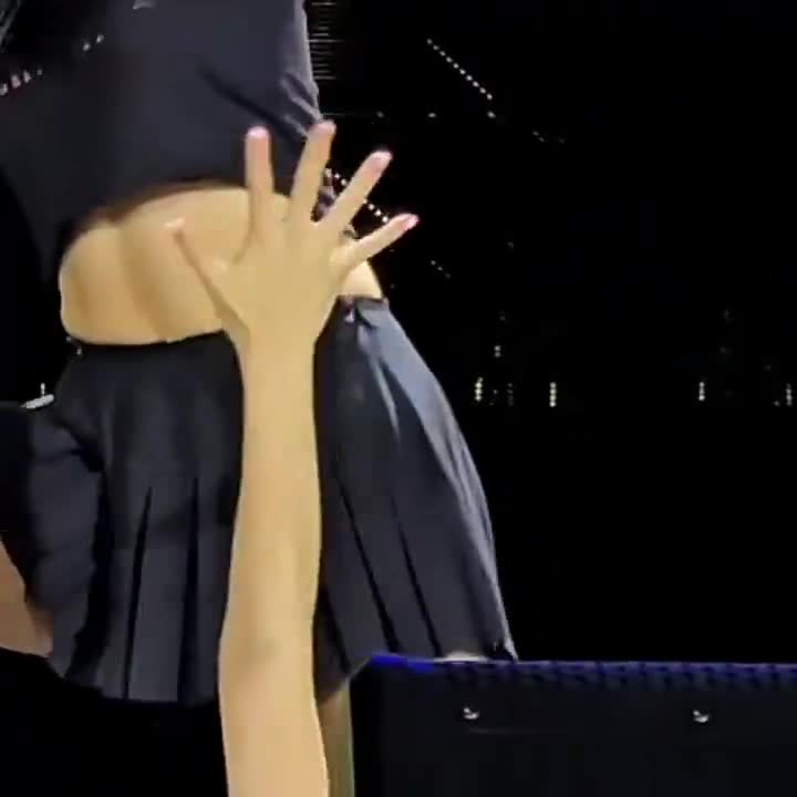 Video 592292 from Jisoo  || - BLΛƆKPIИK ( BLACKPINK )