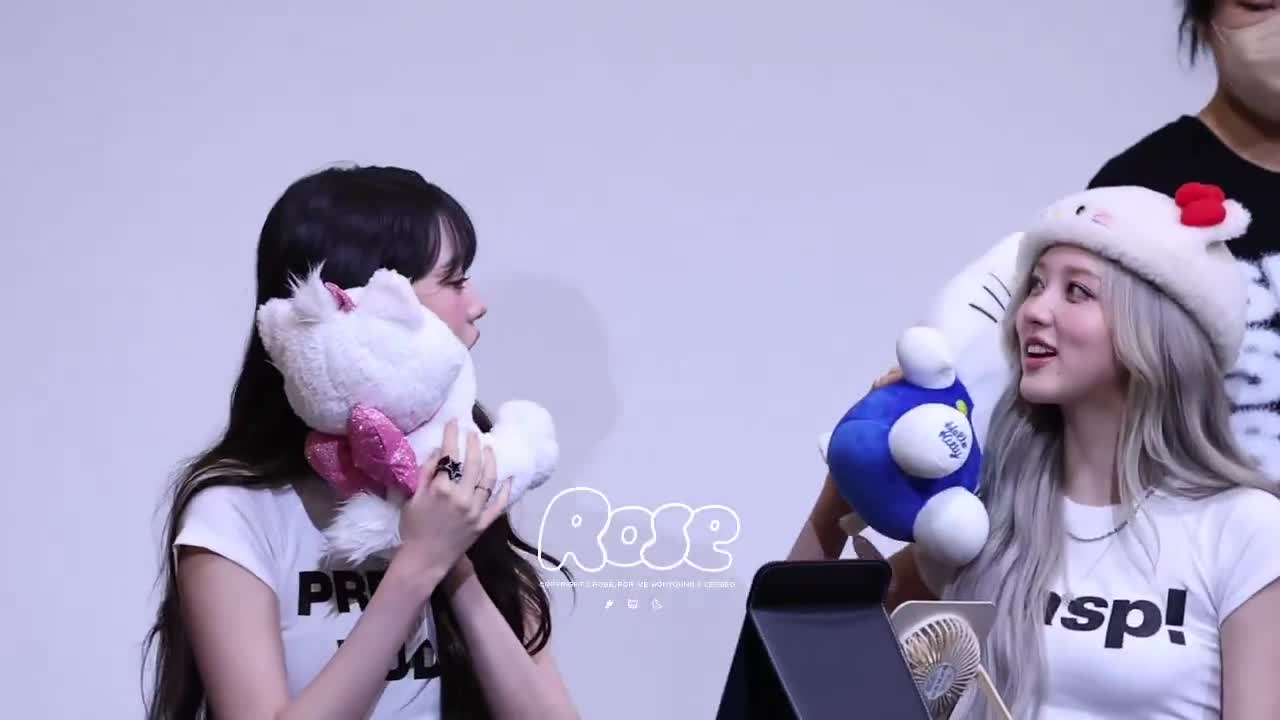 Video 592329 from Jang Won-young / 장원영 WONYOUNG