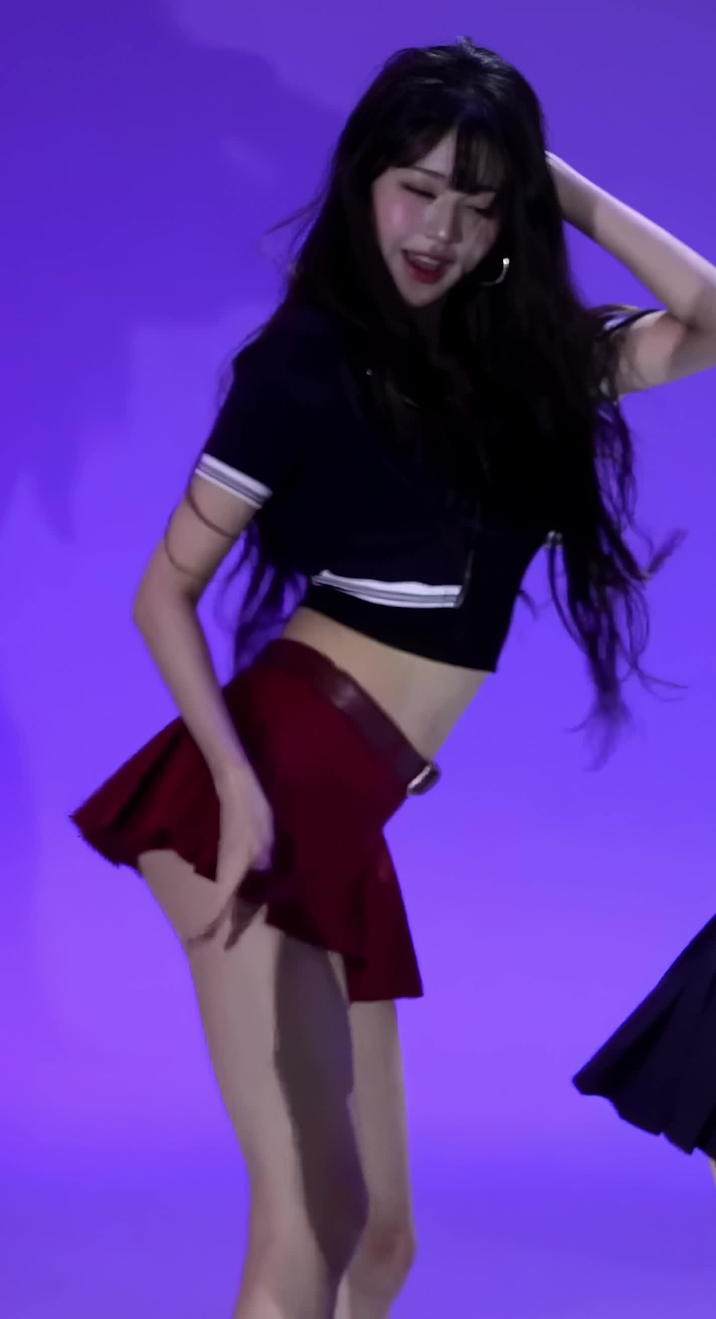 Video 592337 from Jang Won-young / 장원영 WONYOUNG