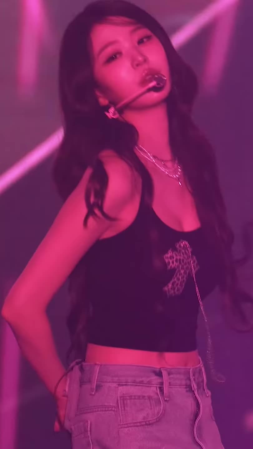 Video 592368 from Jang Won-young / 장원영 WONYOUNG