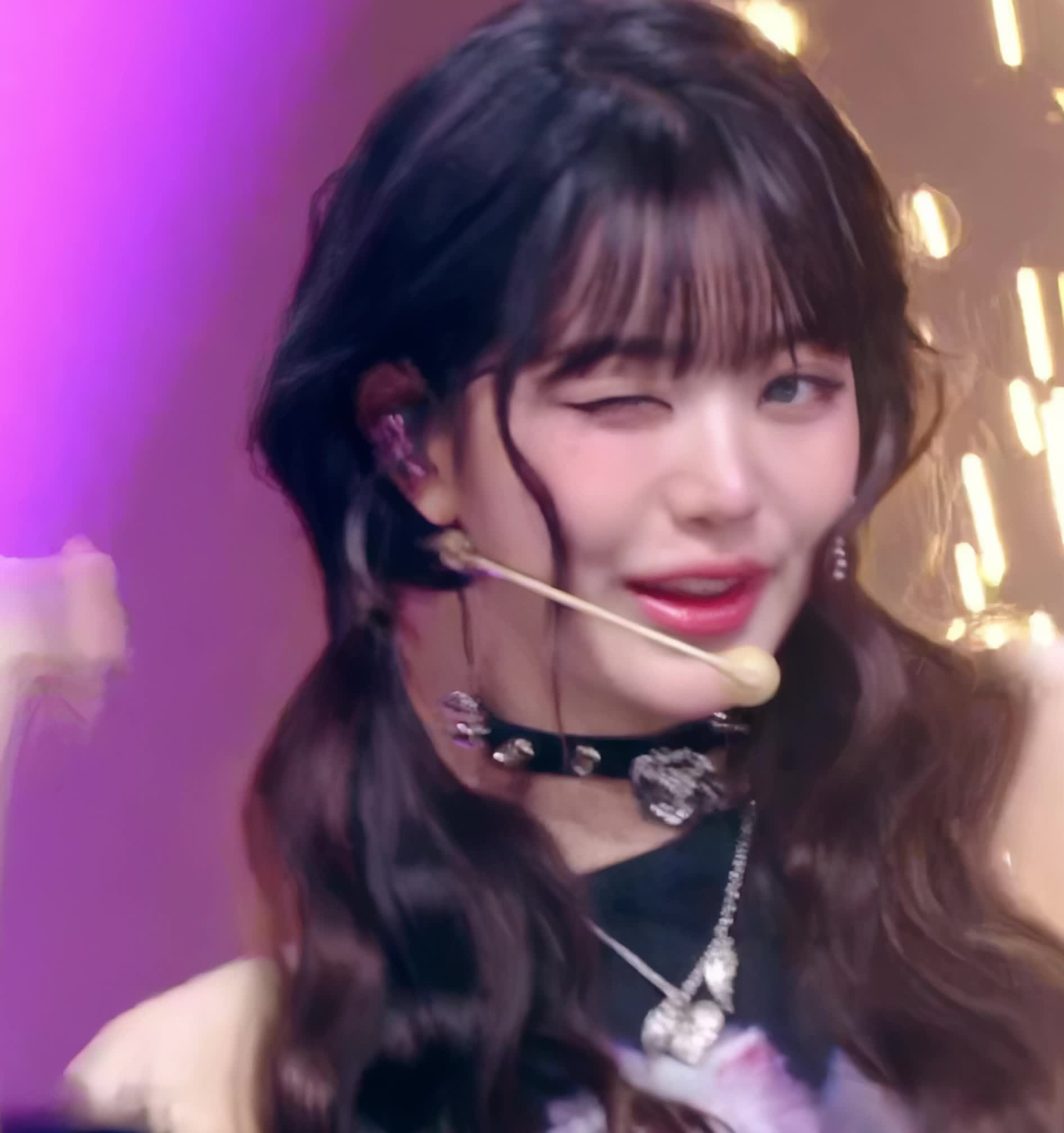 Video 592464 from Jang Won-young / 장원영 WONYOUNG