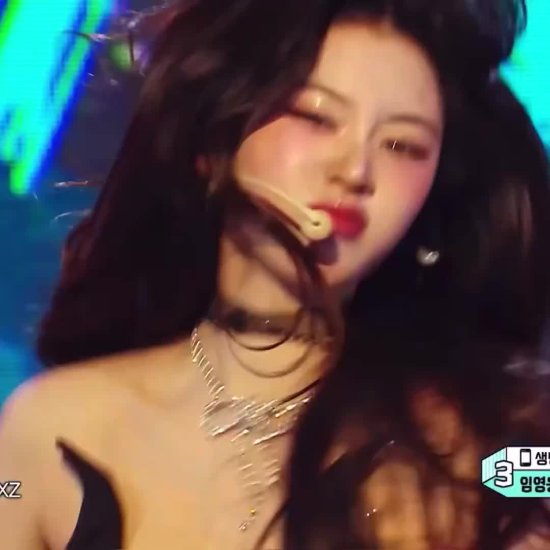 Video 592485 from Jang Won-young / 장원영 WONYOUNG