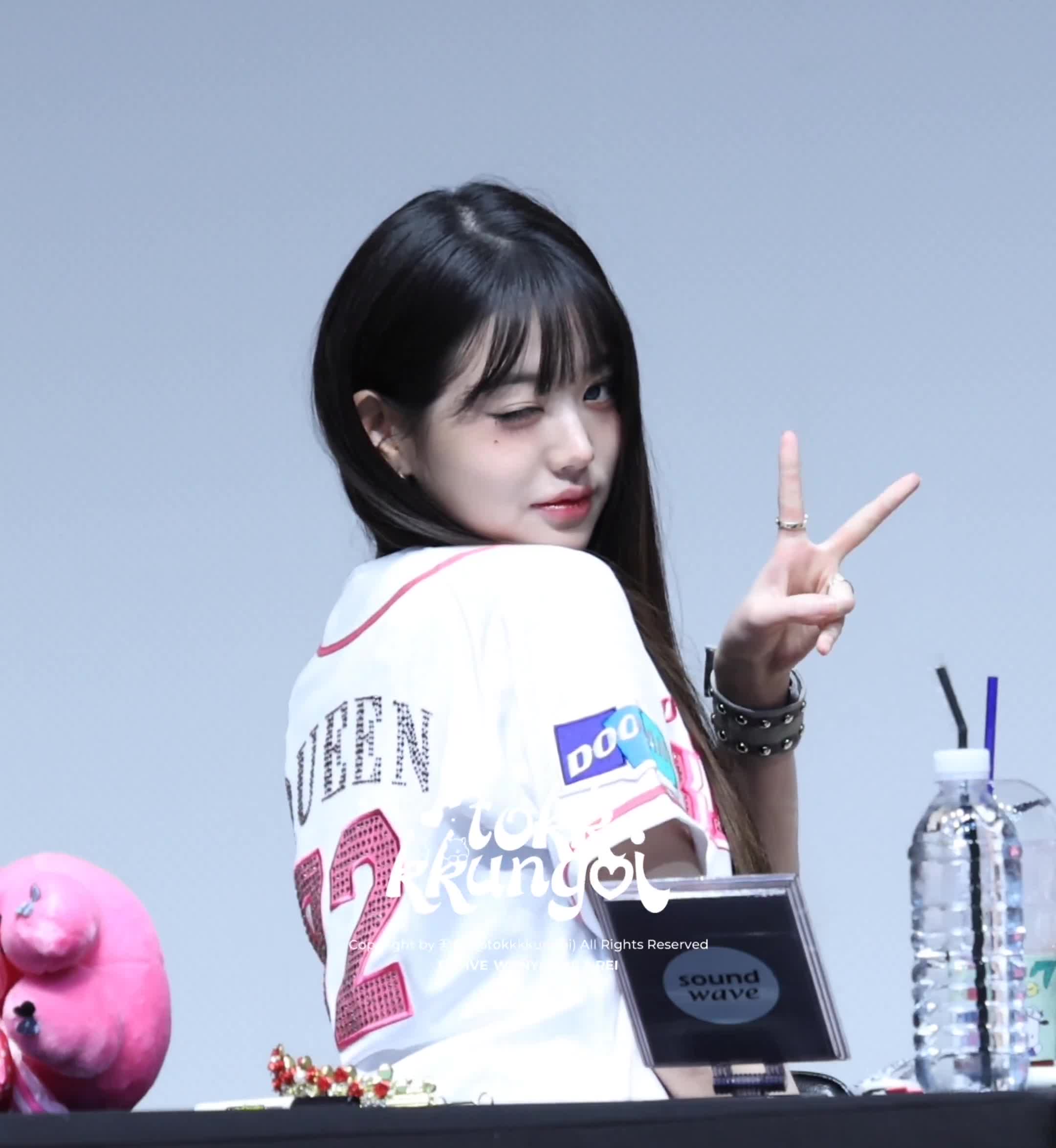 Video 592533 from Jang Won-young / 장원영 WONYOUNG