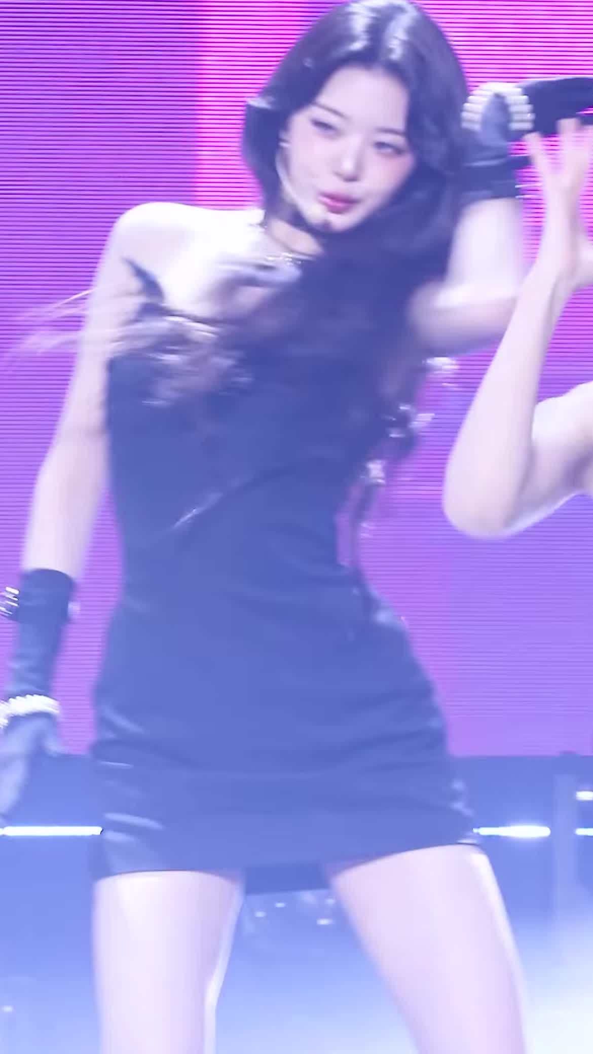 Video 592564 from Jang Won-young / 장원영 WONYOUNG