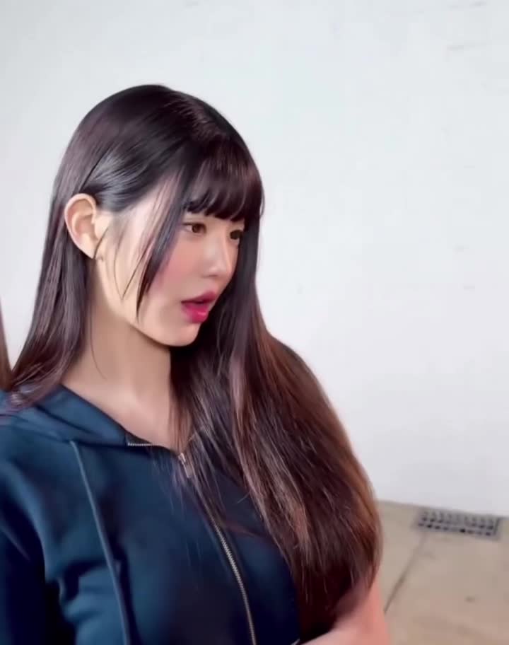 Video 592565 from Jang Won-young / 장원영 WONYOUNG