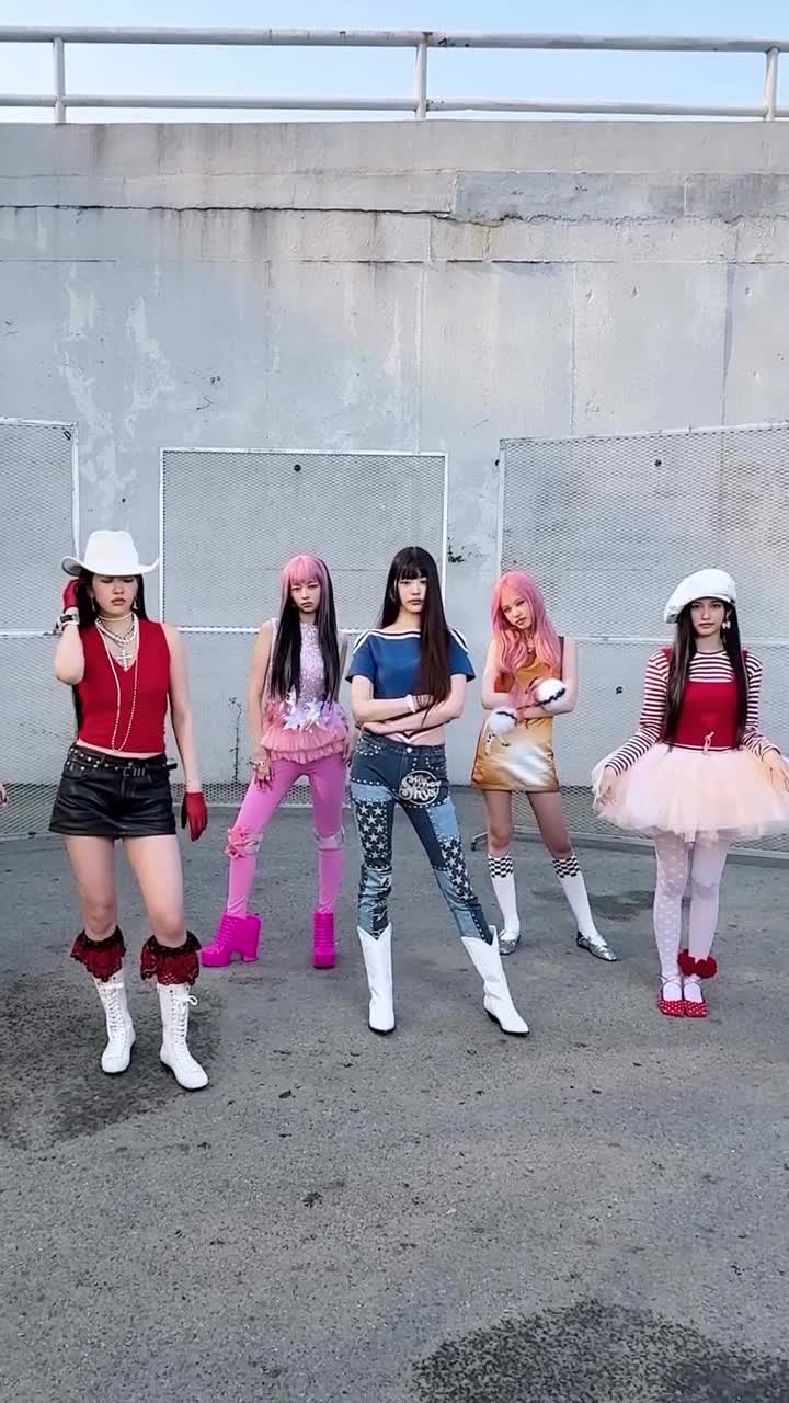 Video 592566 from Jang Won-young / 장원영 WONYOUNG