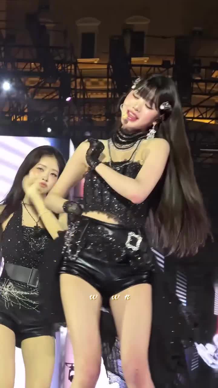 Video 592684 from Jang Won-young / 장원영 WONYOUNG