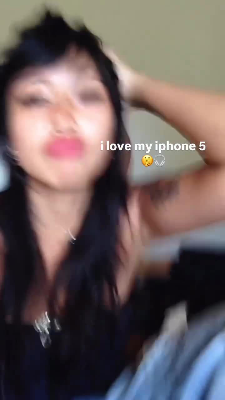 Video 592887 from beabadoobee radvxz