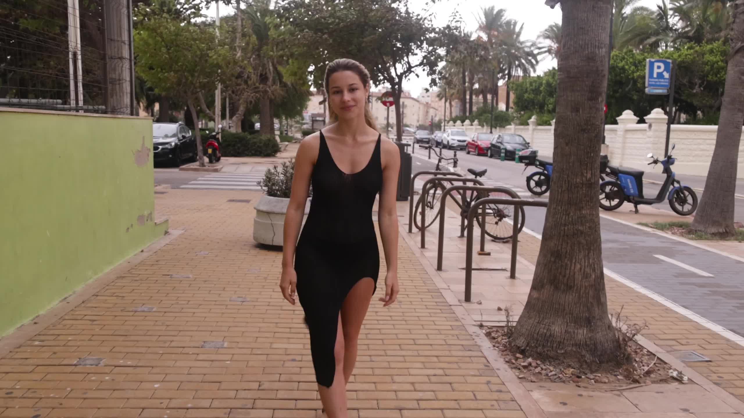 Video 593385 from Bitchinbubba / bralessforever