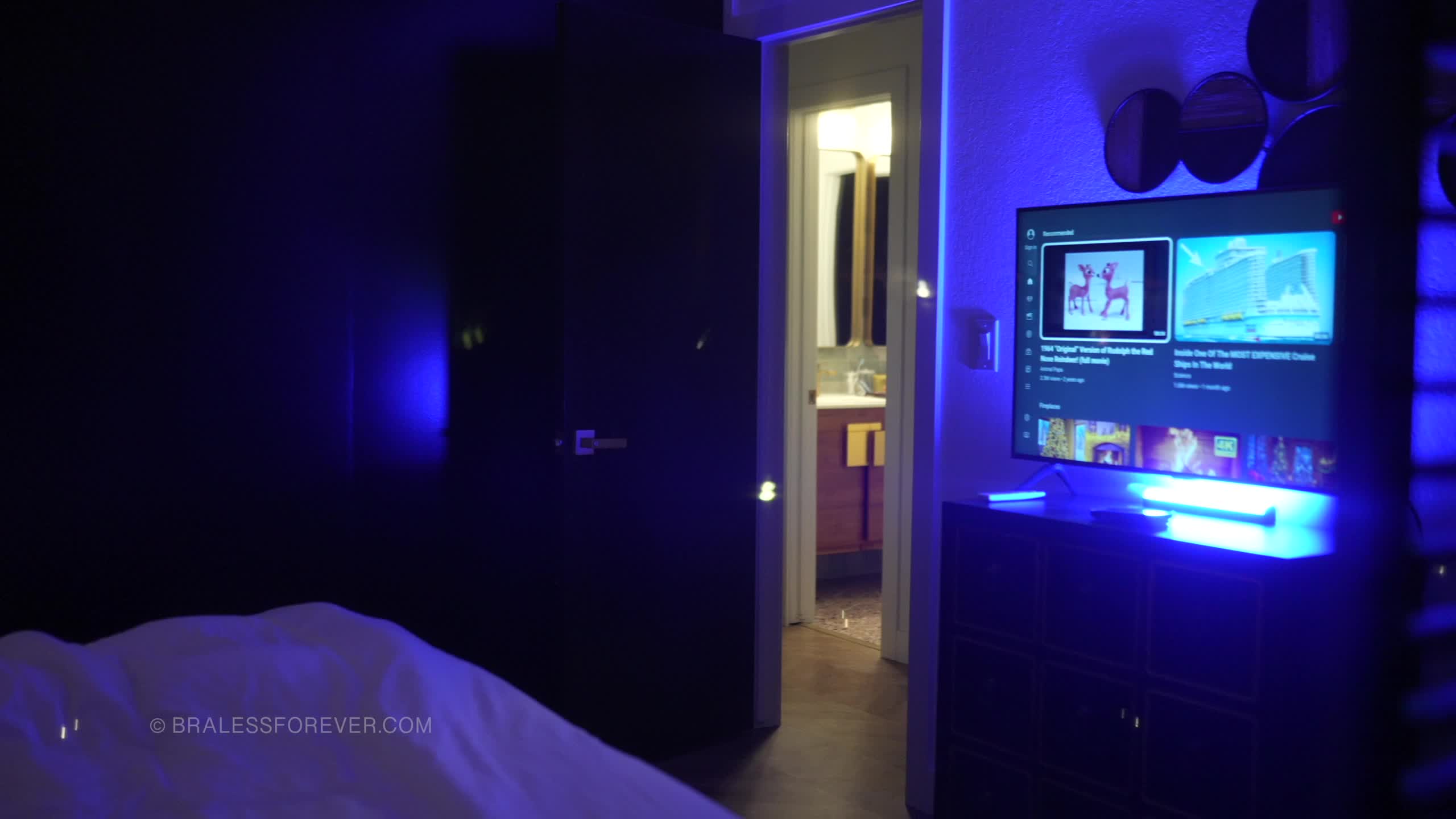 Video 593435 from Bitchinbubba / bralessforever