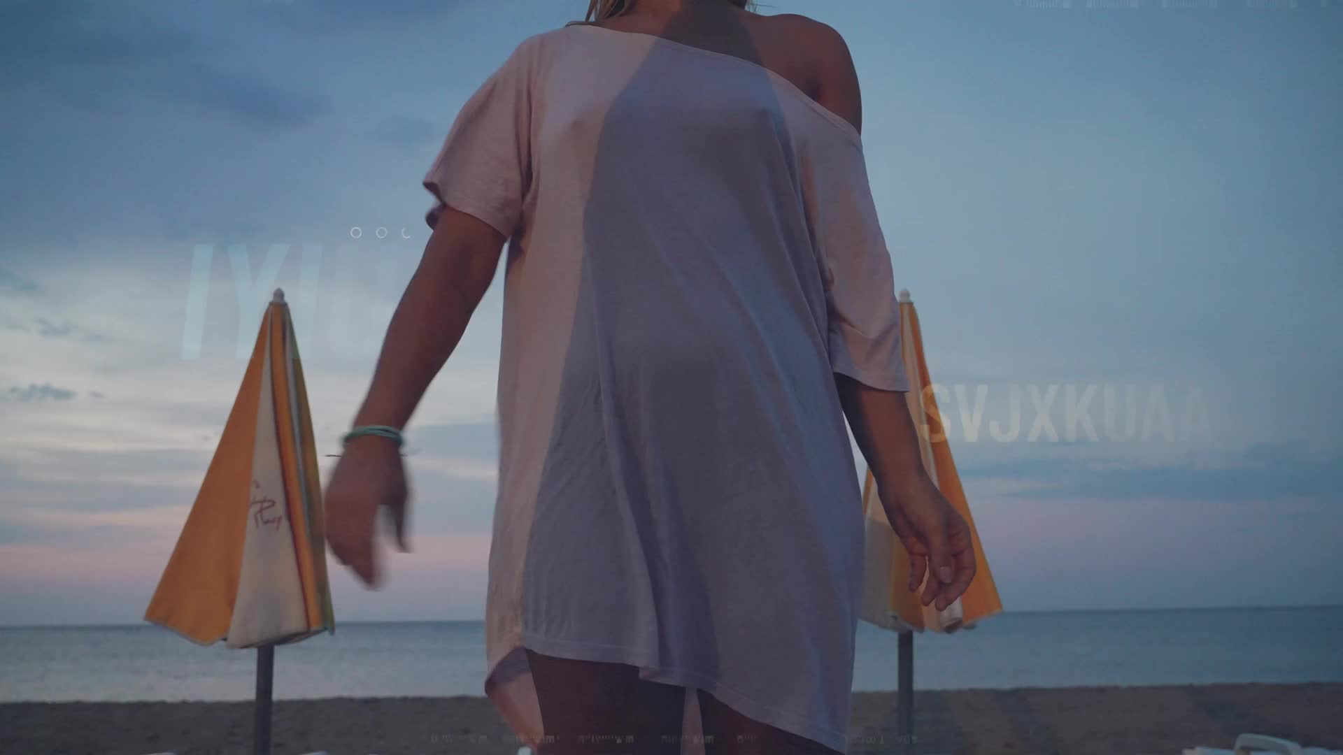 Video 593444 from Bitchinbubba / bralessforever