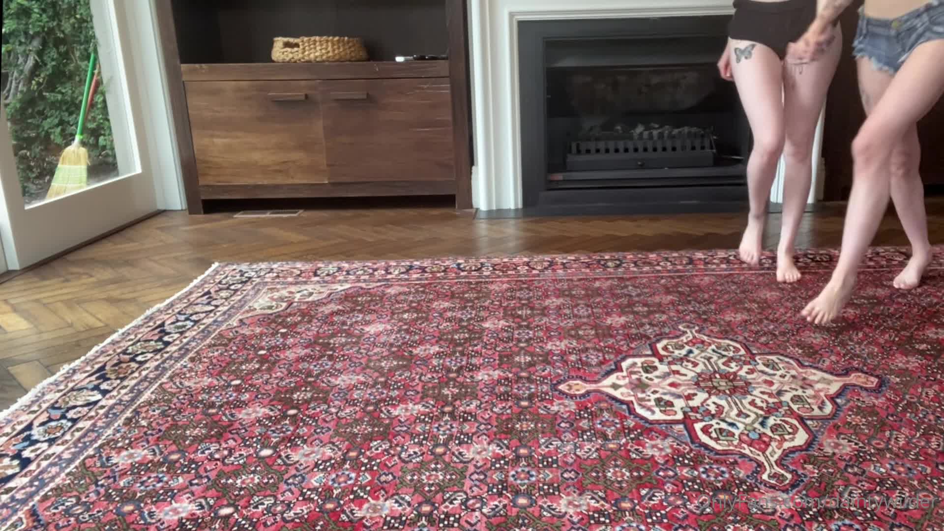 Video 594608 from Quinn Harper / Quinn.Doll / PalePrincess444