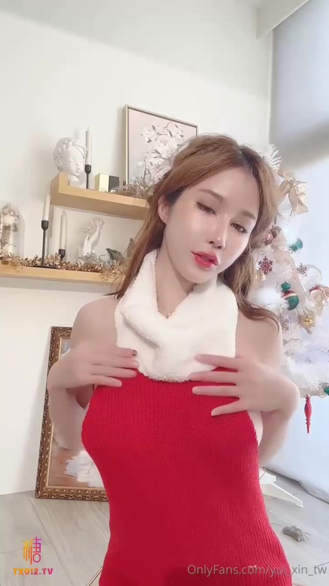 Video 595283 from Yui Xin | 辛尤里