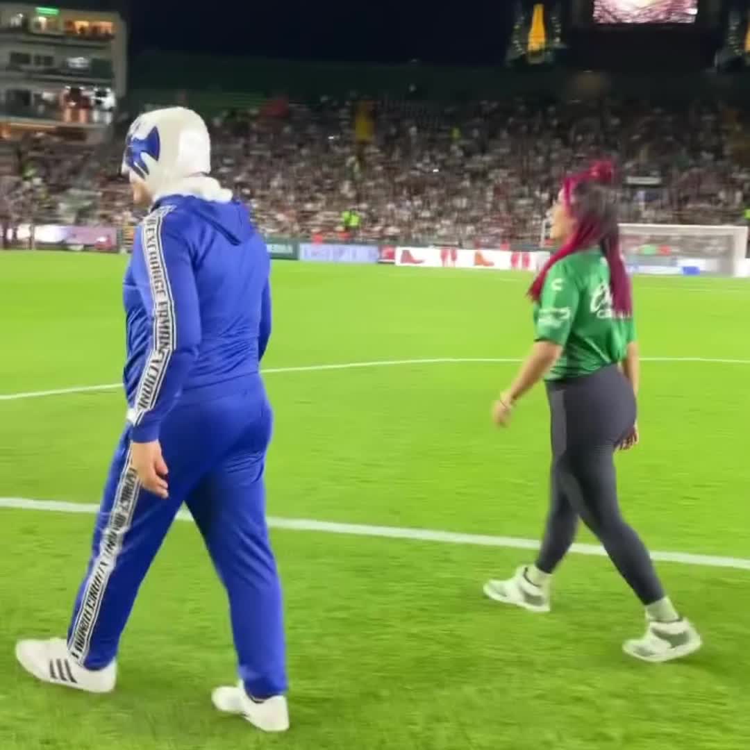 Video 595441 from Women of Professional Wrestling