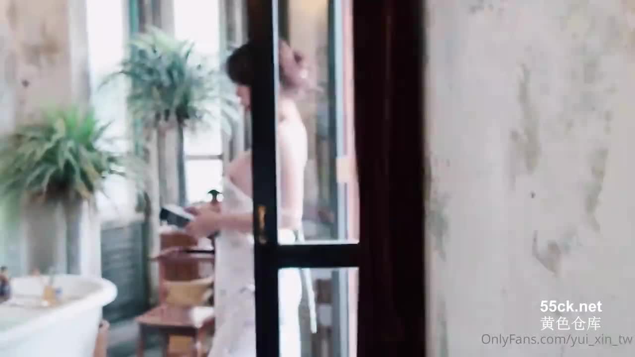 Video 595574 from Yui Xin | 辛尤里