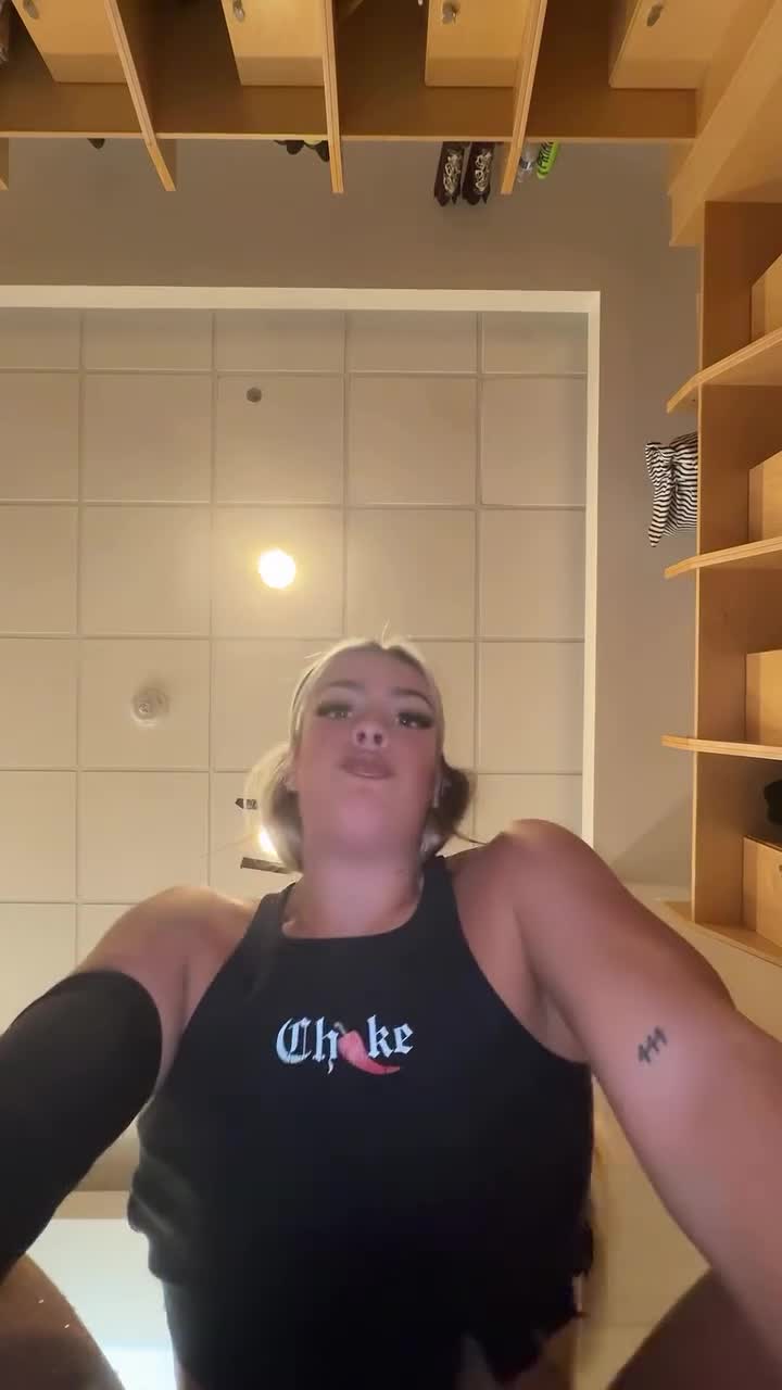 Video 595920 from Women of Professional Wrestling