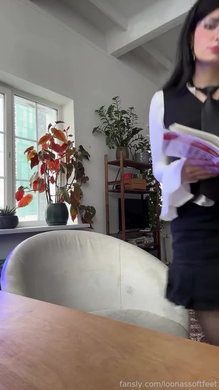 Video 269018 from Loonassoftfeet