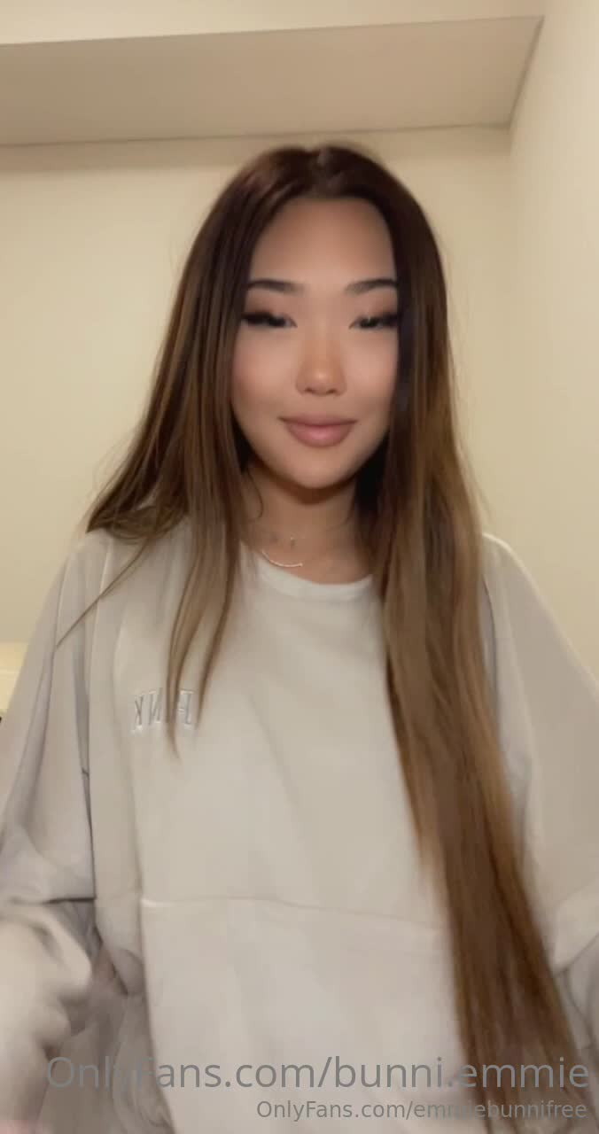 Video 596521 from Emma Lvxx / bunni.emmie / emma.lvxx