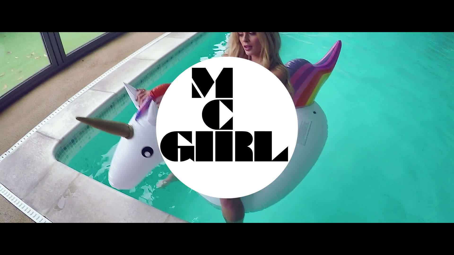 Video 596566 from Danielle Sellers (@moredeliciousdanielle)