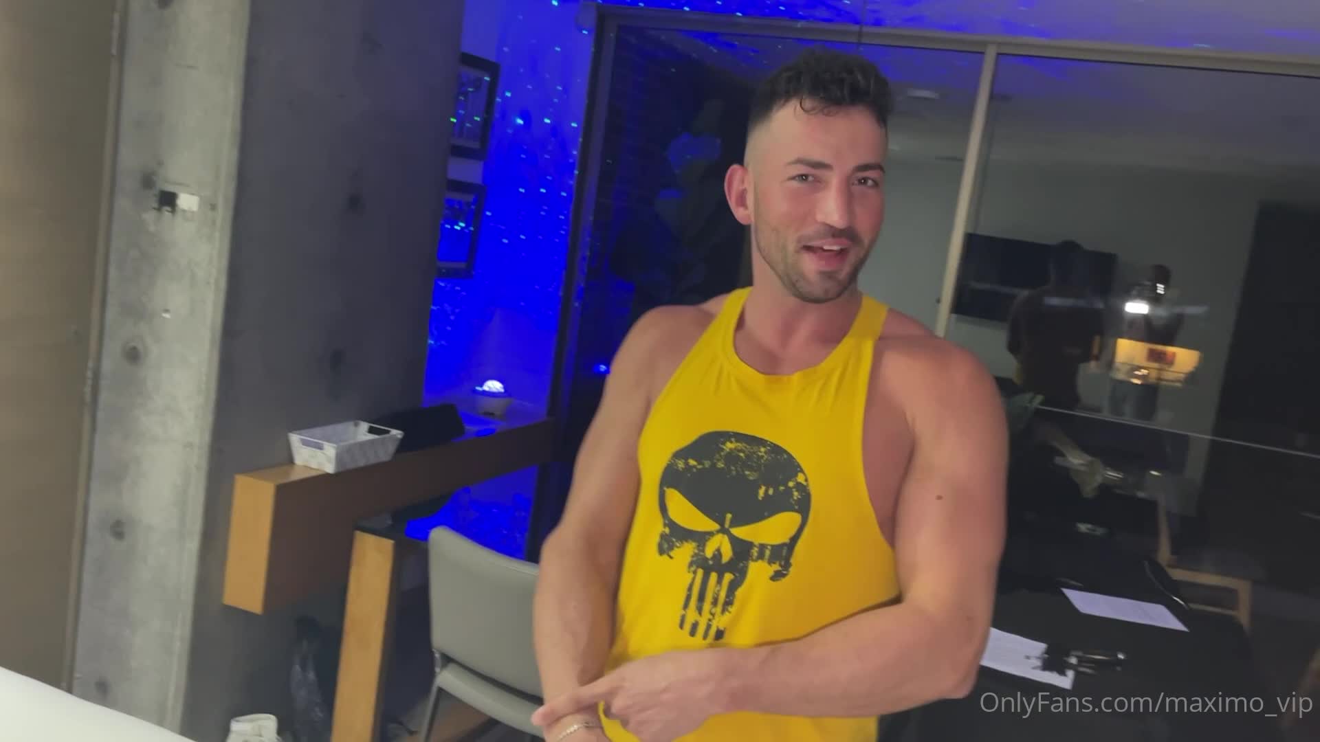 Video 596759 from Maximo Garcia