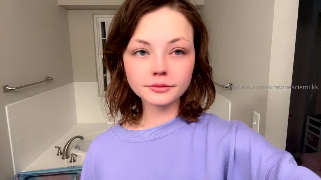 Video 598342 from Strawbeariemilkk / strawwberrymiilkk / straw_milkk / Strawbearie / mimibear